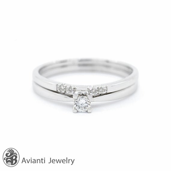 Latest Gold Wedding Ring Designs 2024 | favors.com